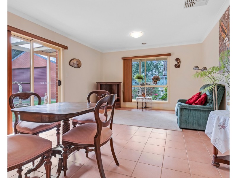 43 Woodlands Circuit, Echuca VIC 3564