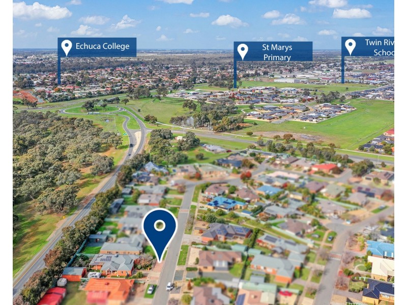 43 Woodlands Circuit, Echuca VIC 3564