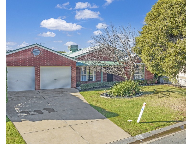 14 Illawarra Drive, Echuca VIC 3564