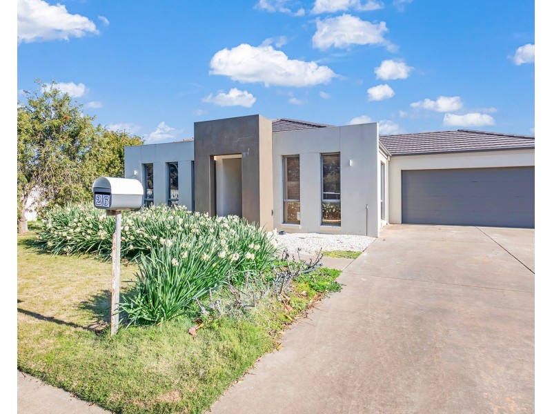 26 Glencoe Boulevard, Moama NSW 2731