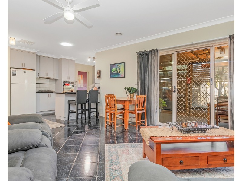 6 McLaren Drive, Moama NSW 2731