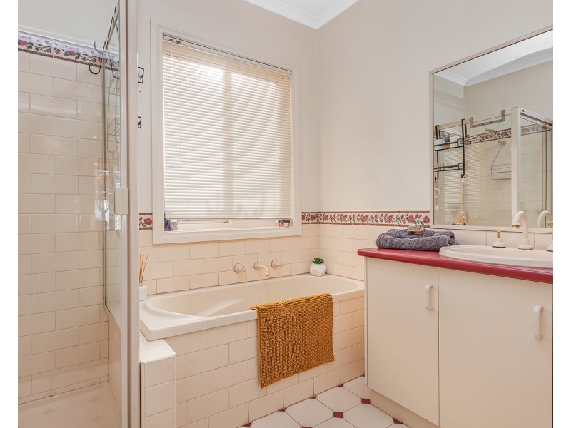 6 McLaren Drive, Moama NSW 2731