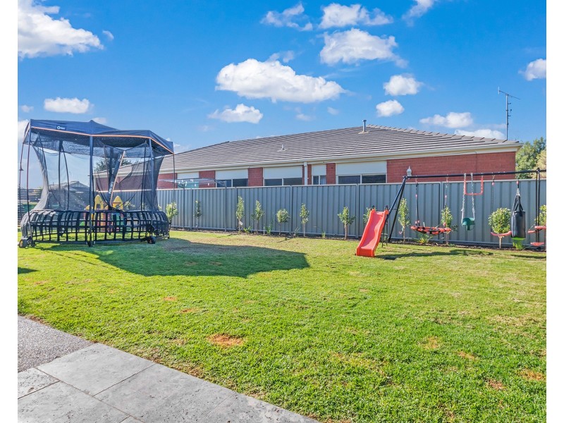 11 James Street, Echuca VIC 3564