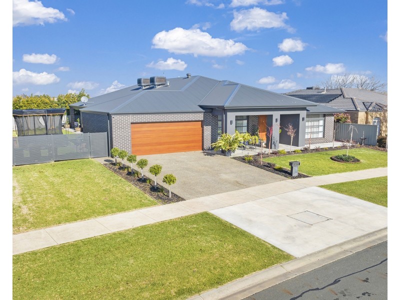 11 James Street, Echuca VIC 3564