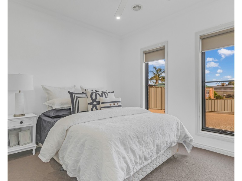 4 Grange Court, Echuca VIC 3564