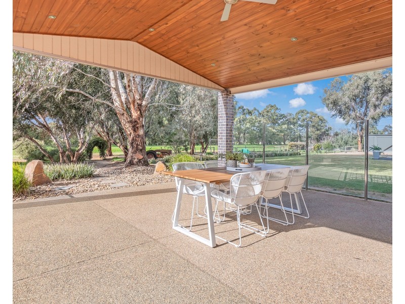 4 Grange Court, Echuca VIC 3564