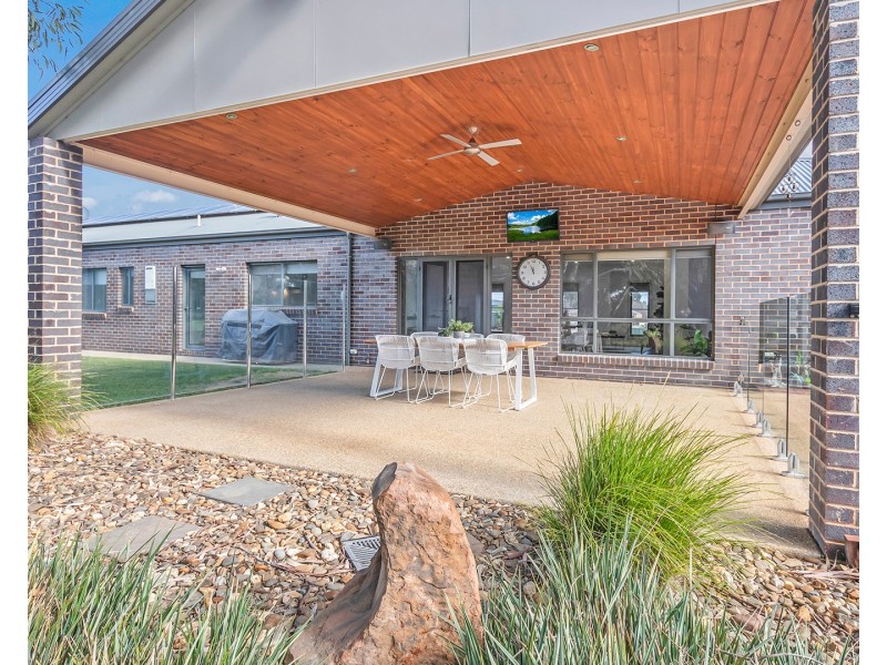 4 Grange Court, Echuca VIC 3564