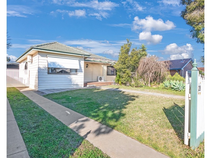 28 Crossen Street, Echuca VIC 3564