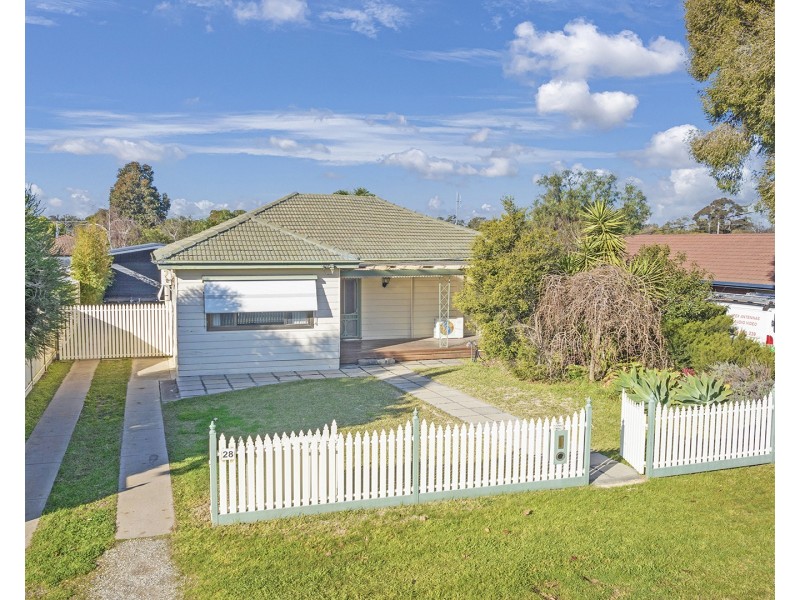 28 Crossen Street, Echuca VIC 3564