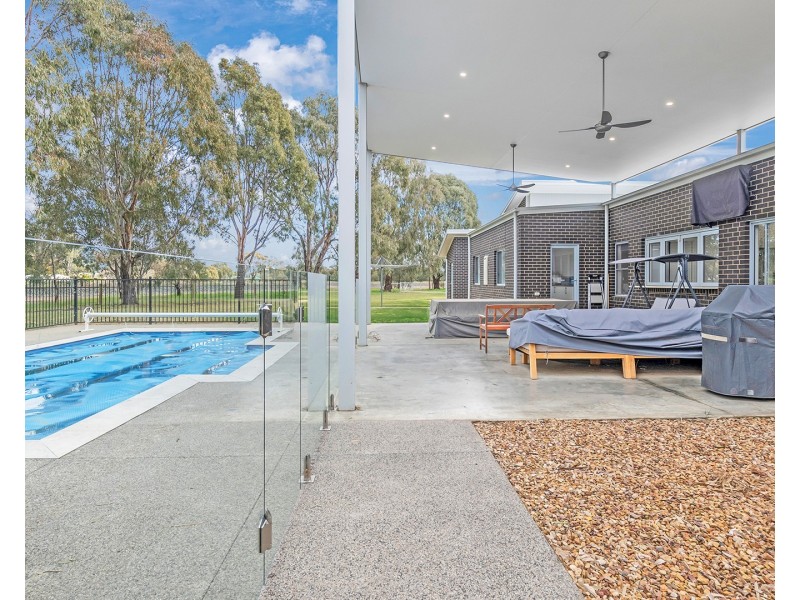 11 Furlong Court, Echuca VIC 3564