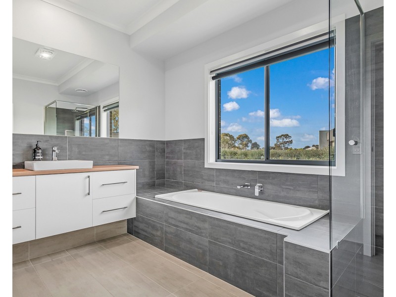 11 Furlong Court, Echuca VIC 3564
