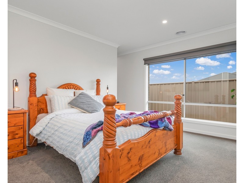 23 Yakoa Natya Avenue, Echuca VIC 3564