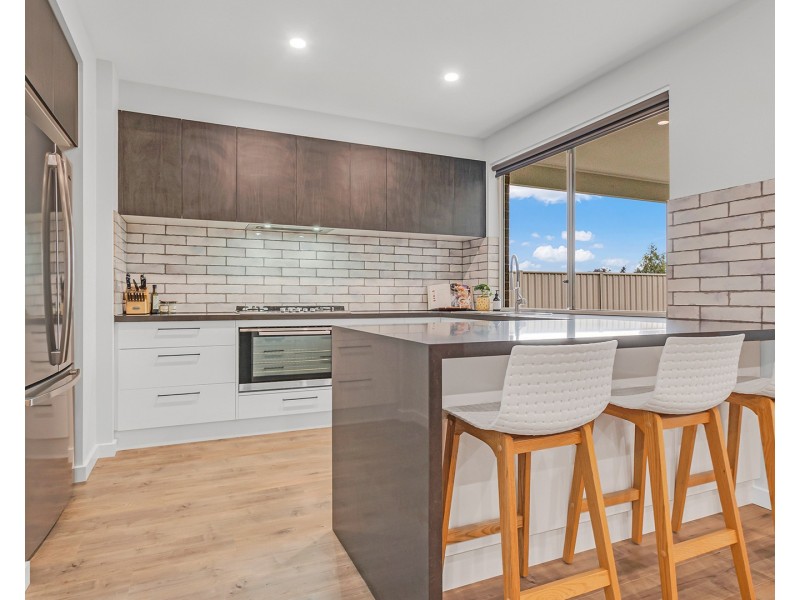 23 Yakoa Natya Avenue, Echuca VIC 3564