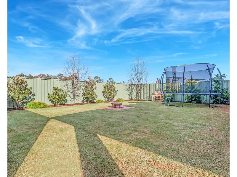 18 Mayflower Drive, Moama NSW 2731