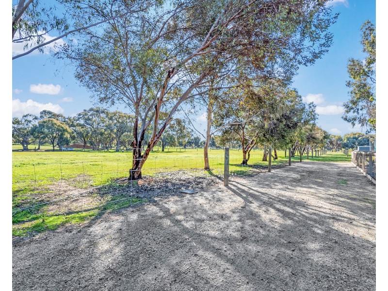1050 Murray Valley Highway, Echuca VIC 3564