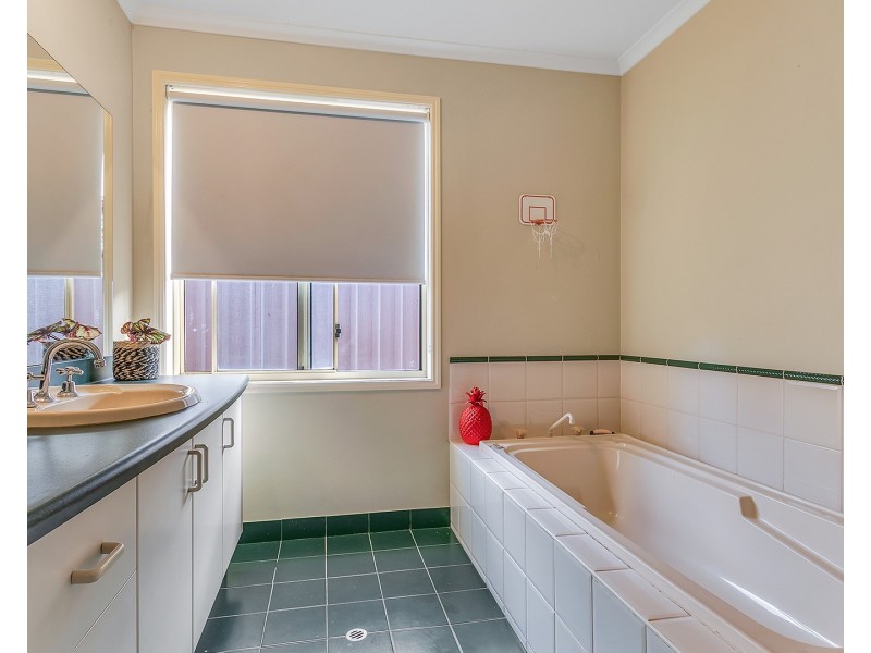 25  Mcswain Road, Echuca VIC 3564