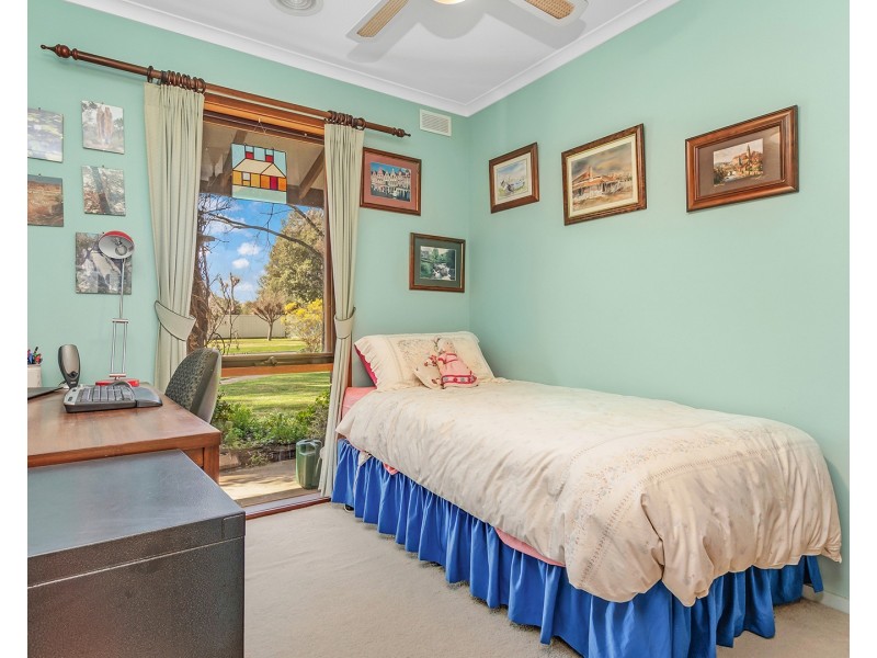 34 Rutley Crescent, Echuca VIC 3564