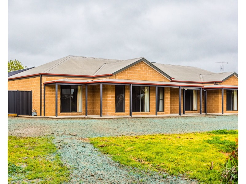 8 Bateman Drive, Echuca VIC 3564