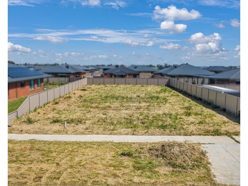 75 Wilkinson Drive, Echuca VIC 3564
