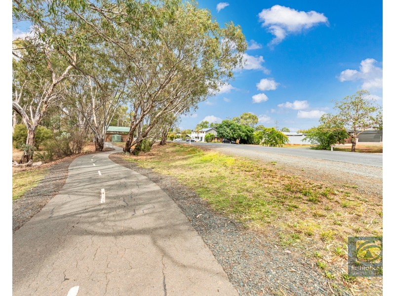 65 Campaspe Esplanade, Echuca VIC 3564