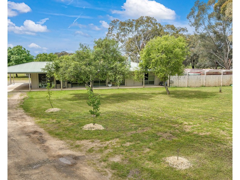 244 Farley Road, Echuca VIC 3564
