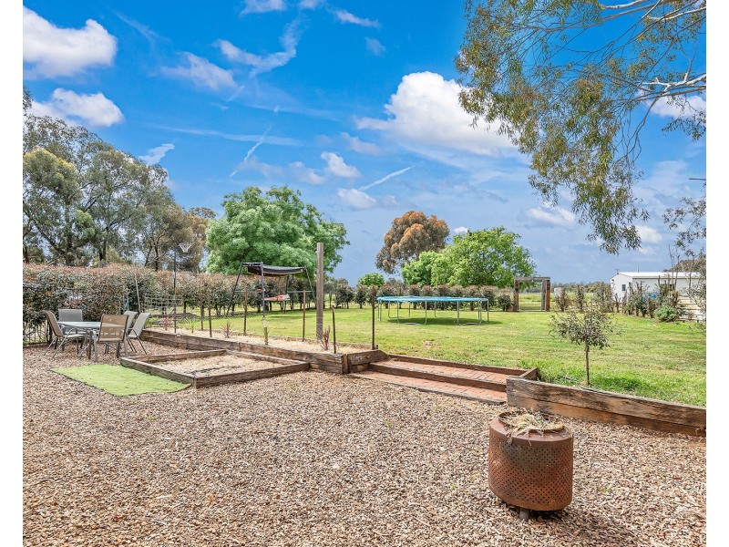 244 Farley Road, Echuca VIC 3564