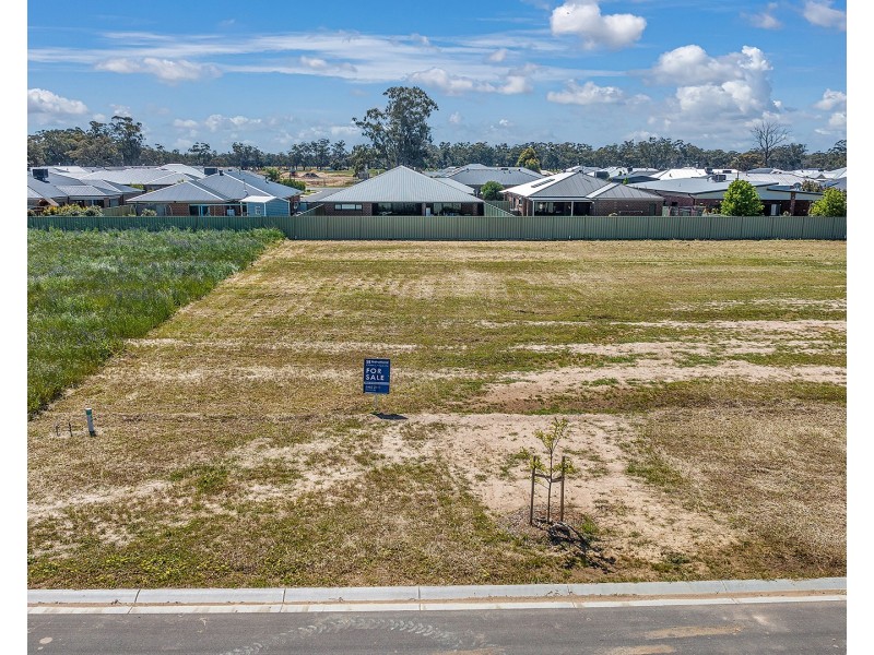 110/13 Emmylou Place, Moama NSW 2731