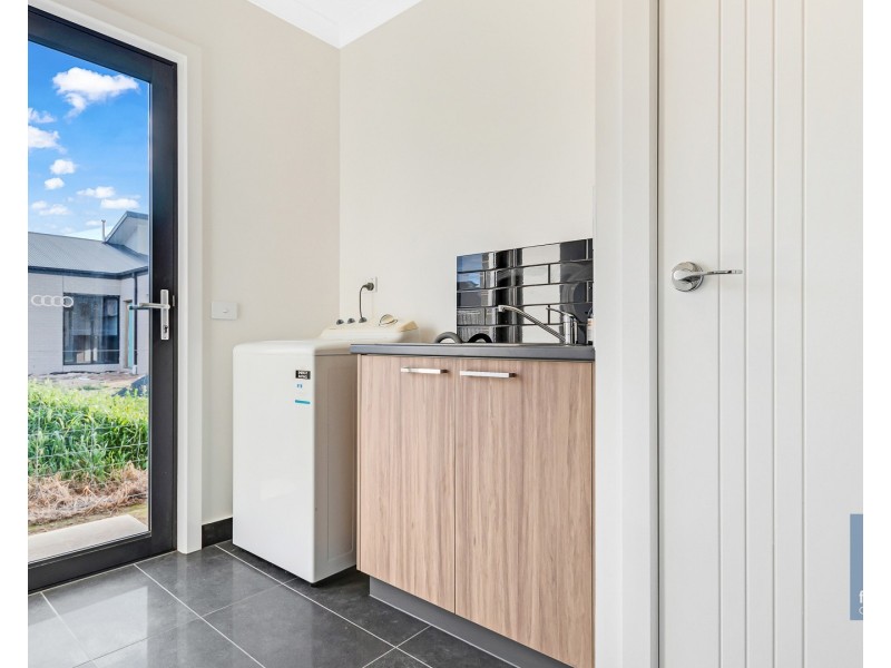 14 Brolga Avenue, Moama NSW 2731