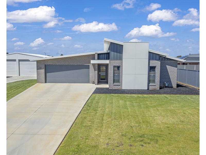 14 Brolga Avenue, Moama NSW 2731