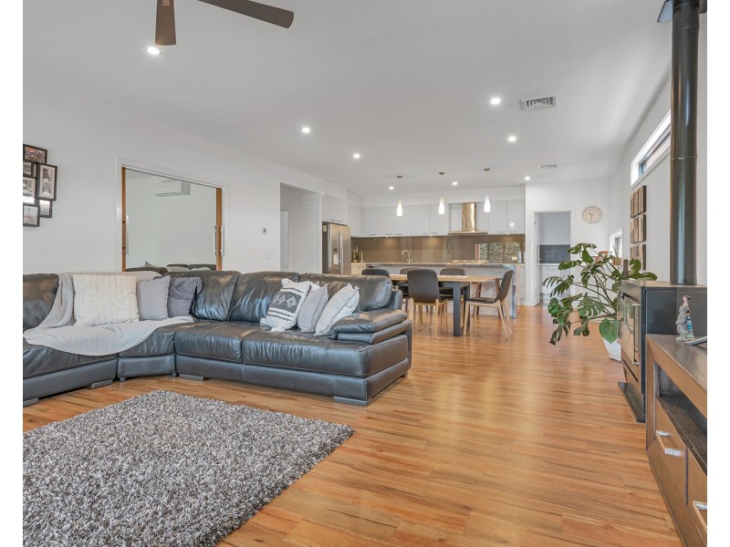 6 Grayson Terrace, Echuca VIC 3564