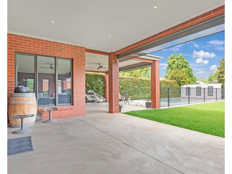 6 Grayson Terrace, Echuca VIC 3564