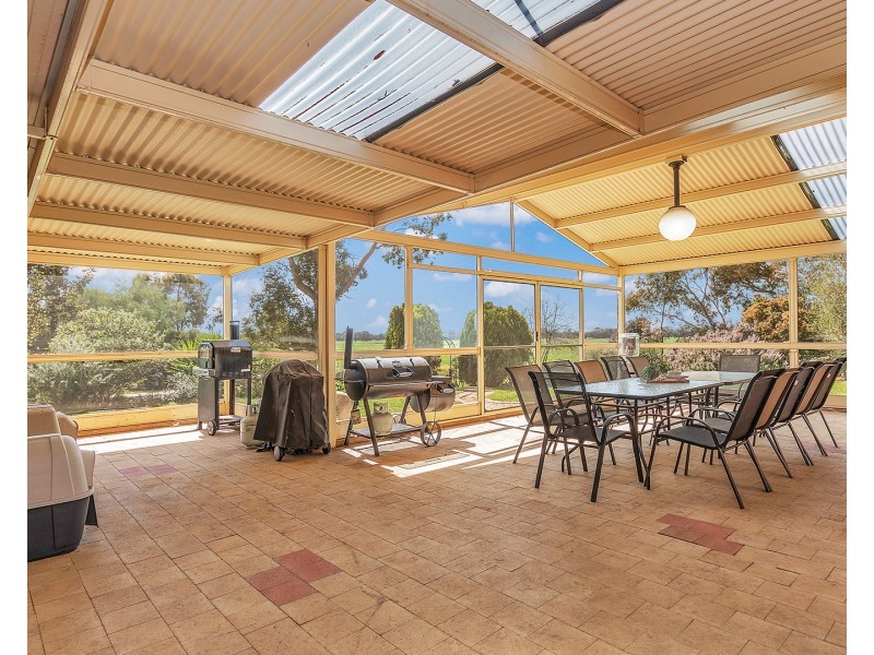 1074 Glanville Road, Kanyapella, Echuca VIC 3564