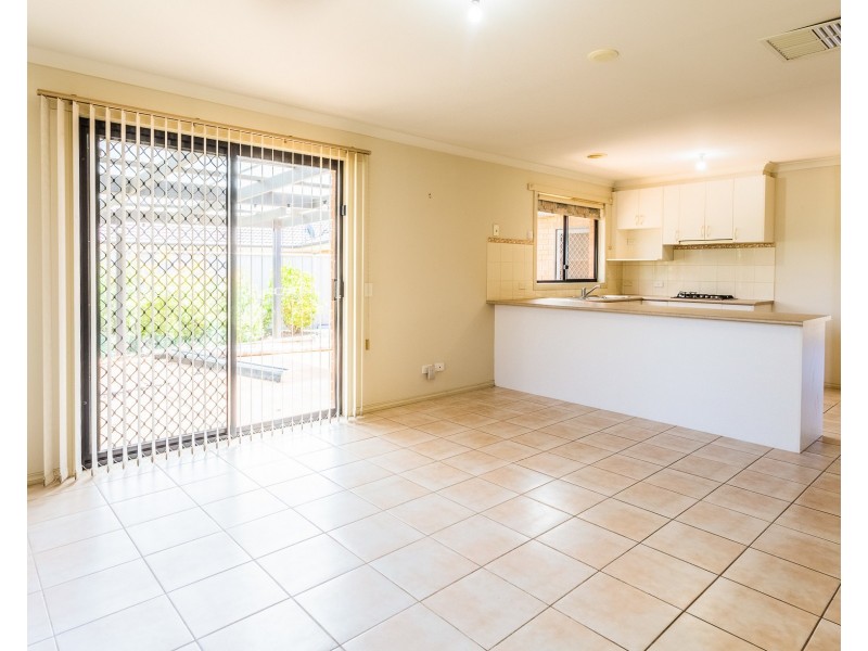 12 Sunrise Avenue, Moama NSW 2731