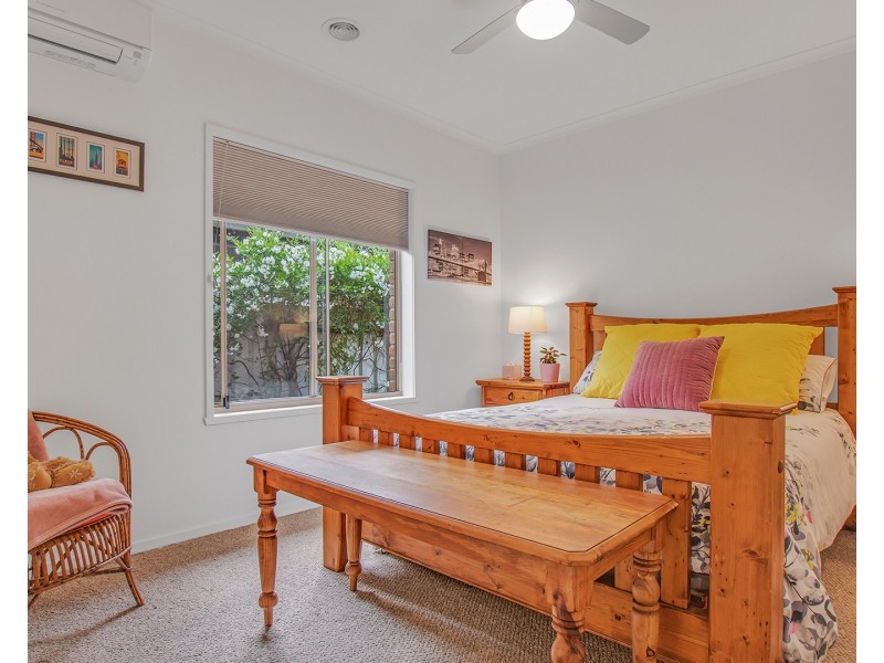 69 Rutley Crescent, Echuca VIC 3564