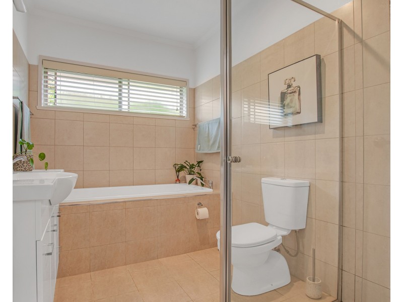 69 Rutley Crescent, Echuca VIC 3564