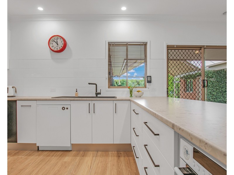 69 Rutley Crescent, Echuca VIC 3564