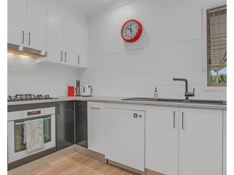 69 Rutley Crescent, Echuca VIC 3564
