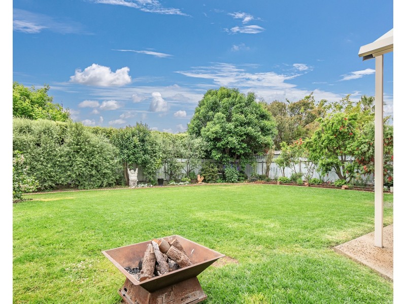69 Rutley Crescent, Echuca VIC 3564