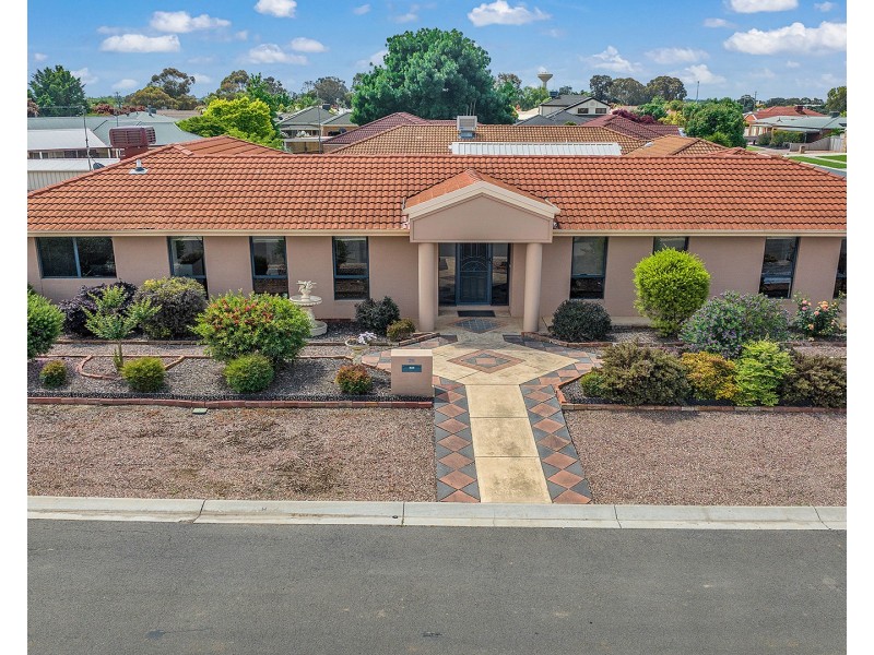 20 Genevieve Avenue, Echuca VIC 3564