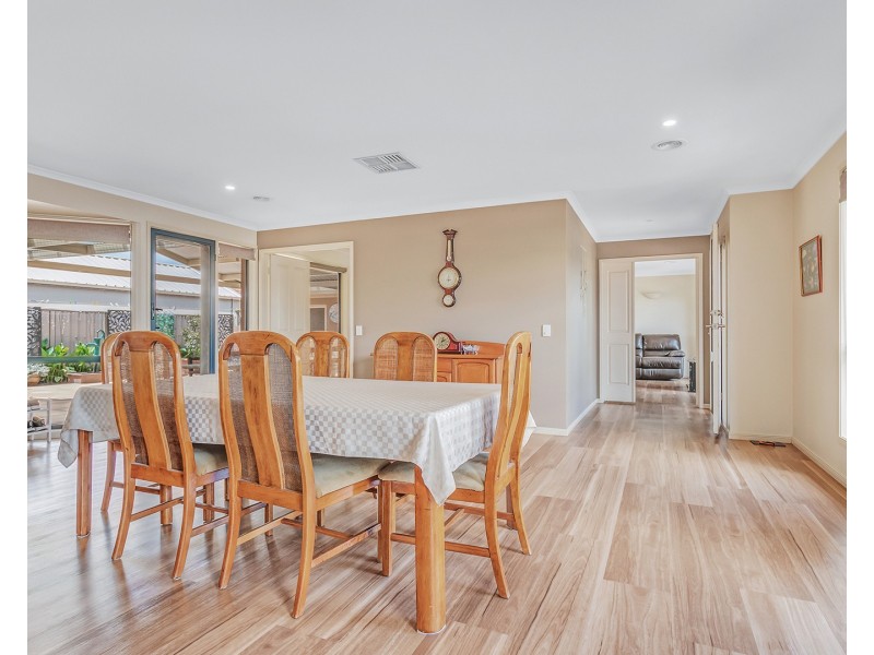 20 Genevieve Avenue, Echuca VIC 3564