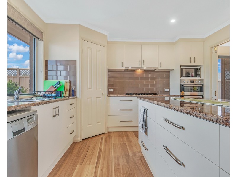 20 Genevieve Avenue, Echuca VIC 3564