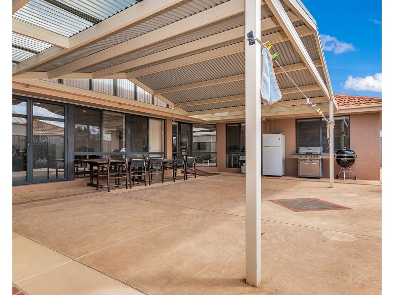 20 Genevieve Avenue, Echuca VIC 3564