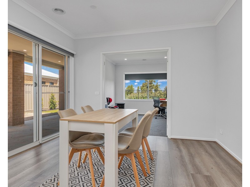 15 Yakoa Natya Avenue, Echuca VIC 3564