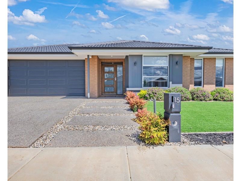 15 Yakoa Natya Avenue, Echuca VIC 3564