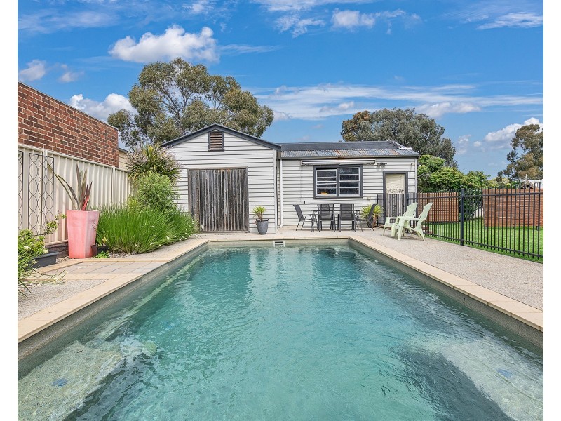 27 Hare Street, Echuca VIC 3564
