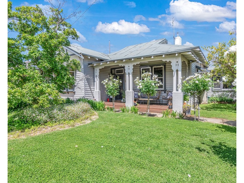27 Hare Street, Echuca VIC 3564