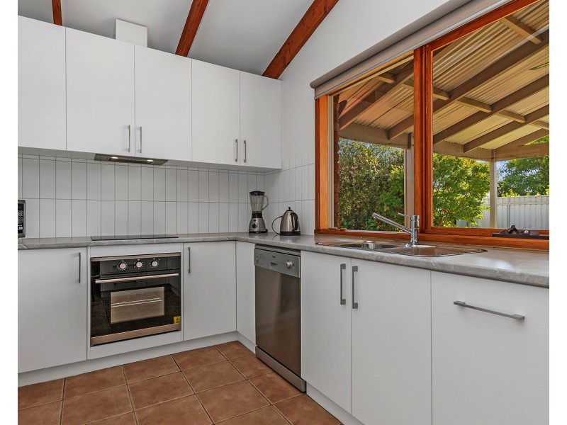 16 Oscar Place, Echuca VIC 3564