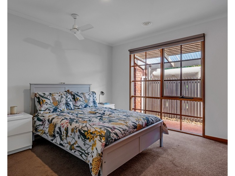 16 Oscar Place, Echuca VIC 3564