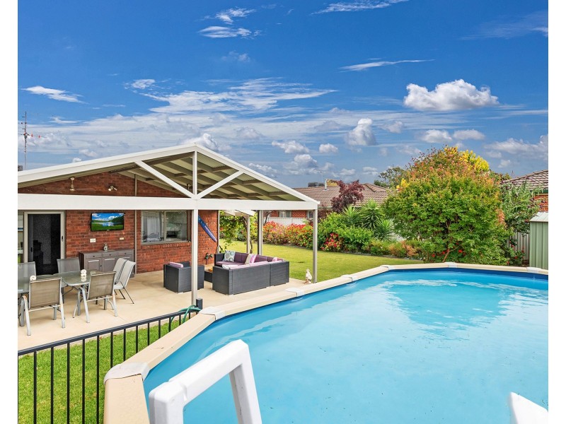 16 Oscar Place, Echuca VIC 3564