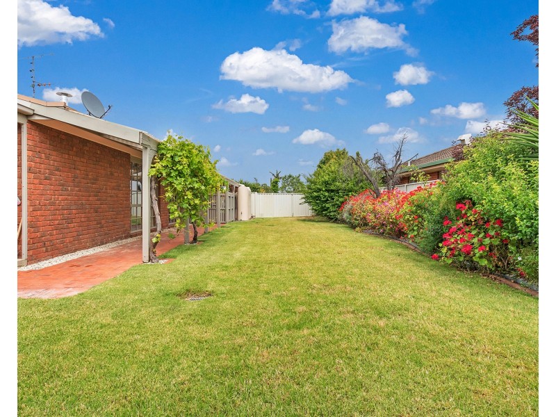16 Oscar Place, Echuca VIC 3564